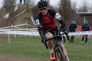 Michael Golly (Cycling Club Düsseldorf) kämpft bei der Rad-Cross DM in Bensheim