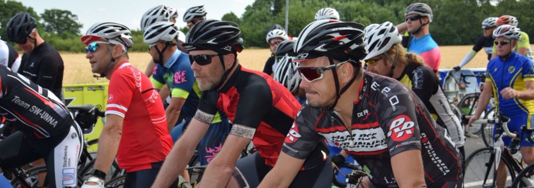 Start zum Reinhold Boehm Gedächtnisrennen: (v.l.n.re.) Alexej Zavailov (CCD), Alexander Fiedler (CCD), Christian Konopka (Team Rotrunner)